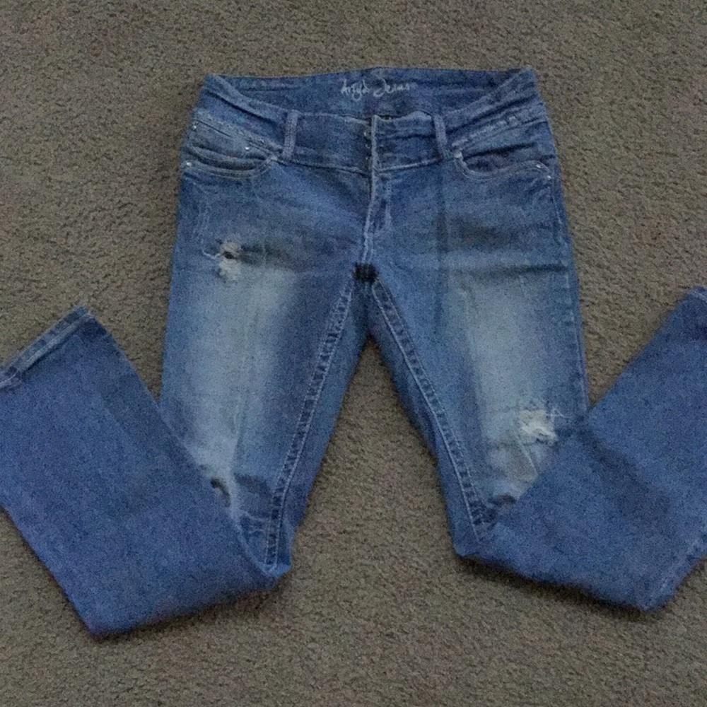 Ariya jeans